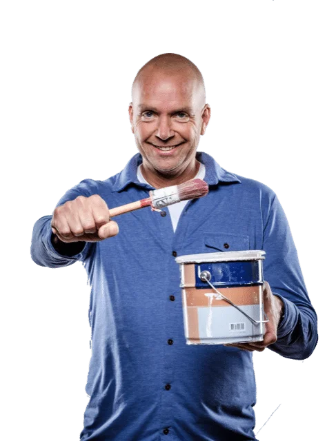 Stefan de Groot met kwast en verfpot